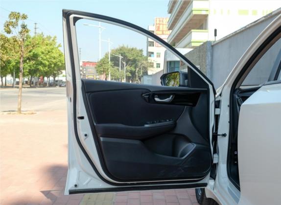 享域 2019款 180TURBO 手动舒适版 国VI 车厢座椅   前门板