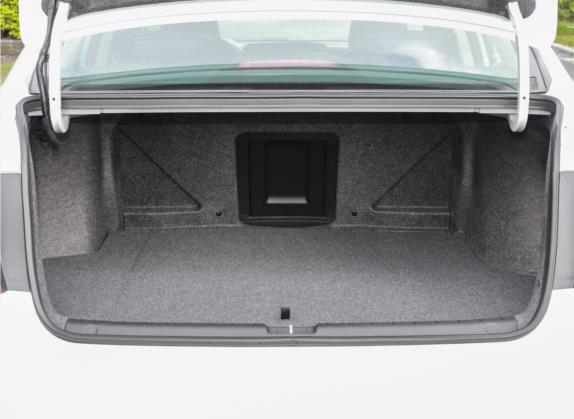 享域 2022款 锐·混动 1.5L 净享版 车厢座椅   后备厢