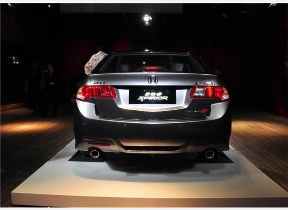 思铂睿 2009款 2.4L TYPE-S 外观   正后