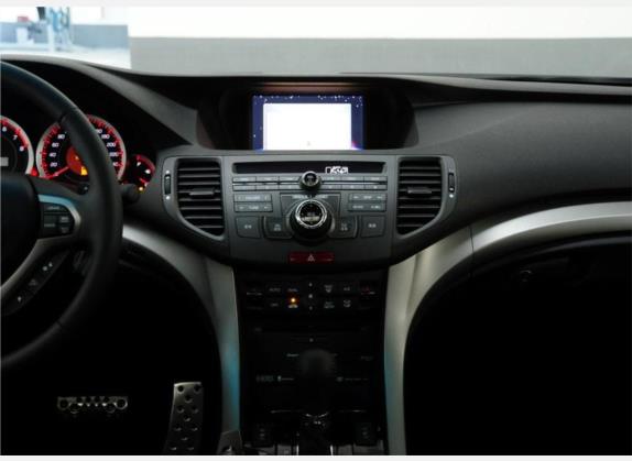 思铂睿 2009款 2.4L TYPE-S NAVI 中控类   中控台