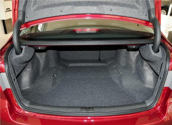 思铂睿 2013款 2.4L 豪华版 车厢座椅   后备厢