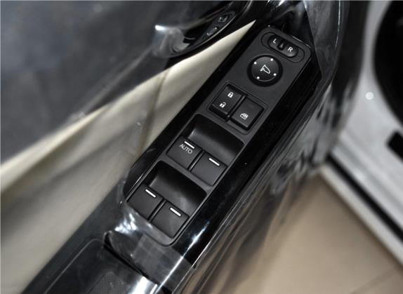 思铂睿 2015款 2.0L 豪华版 车厢座椅   门窗控制