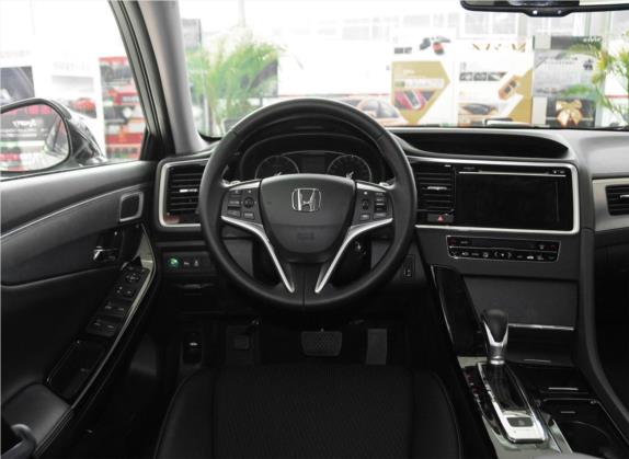 思铂睿 2015款 2.4L 豪华版 中控类   驾驶位