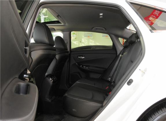 思铂睿 2015款 2.4L 豪华版 车厢座椅   后排空间