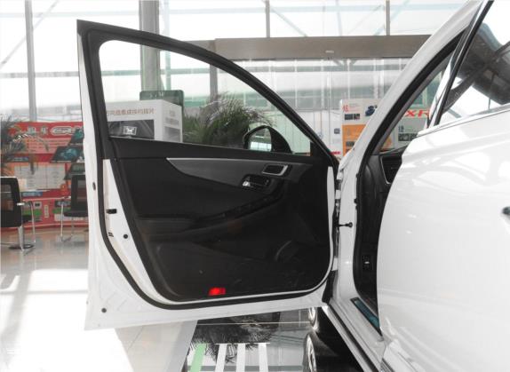 思铂睿 2015款 2.4L 豪华版 车厢座椅   前门板