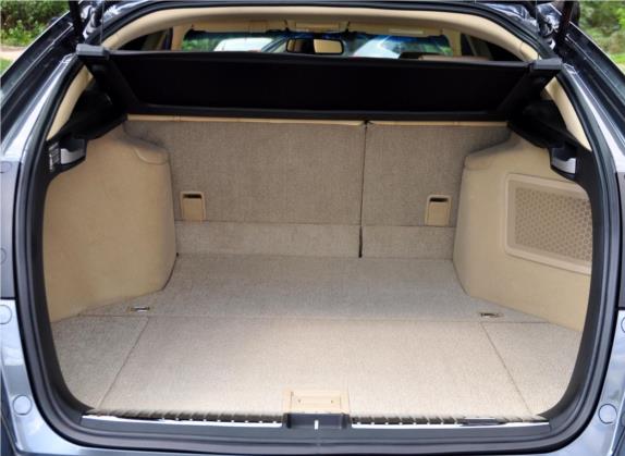歌诗图 2011款 3.5L 尊贵版 车厢座椅   后备厢