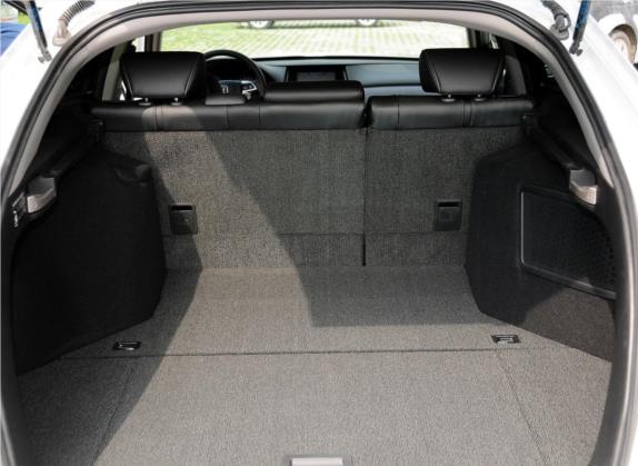 歌诗图 2012款 2.4L 豪华版 车厢座椅   后备厢