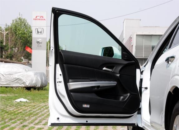 歌诗图 2012款 2.4L 豪华版 车厢座椅   前门板