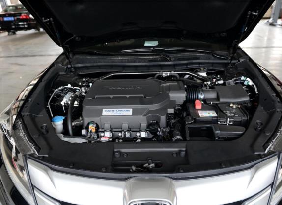 歌诗图 2014款 3.0L AWD尊贵导航版 其他细节类   发动机舱