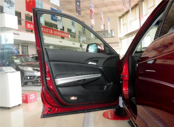 歌诗图 2014款 2.4L 豪华版 车厢座椅   前门板