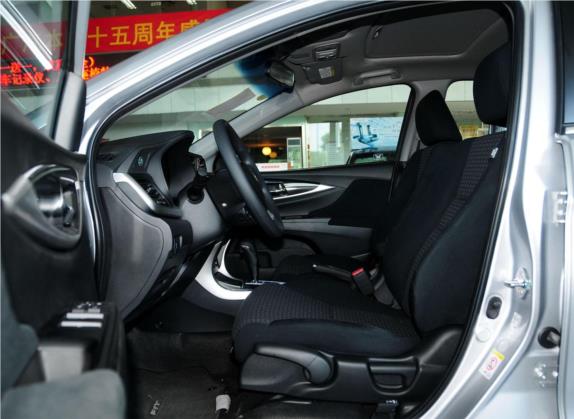 凌派 2013款 1.8L 自动豪华版 车厢座椅   前排空间