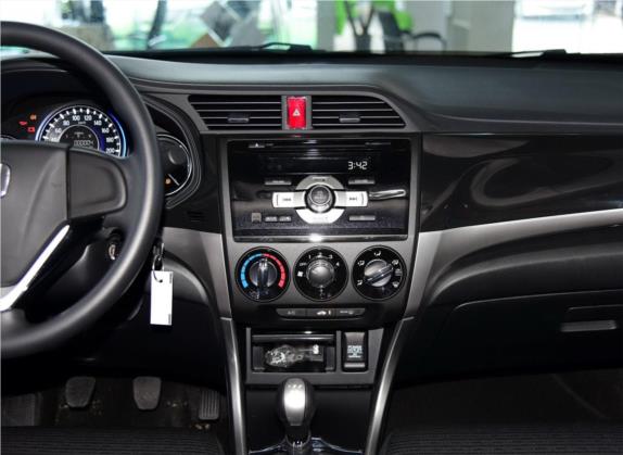 凌派 2015款 1.8L 手动舒适版 中控类   中控台