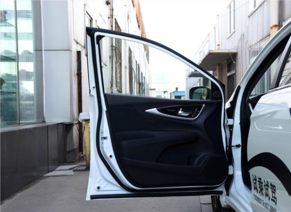 凌派 2015款 1.8L 自动旗舰版 车厢座椅   前门板