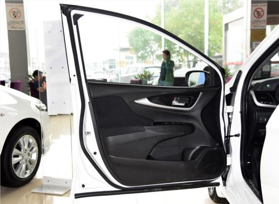 凌派 2015款 1.8L 自动超配限量版 车厢座椅   前门板