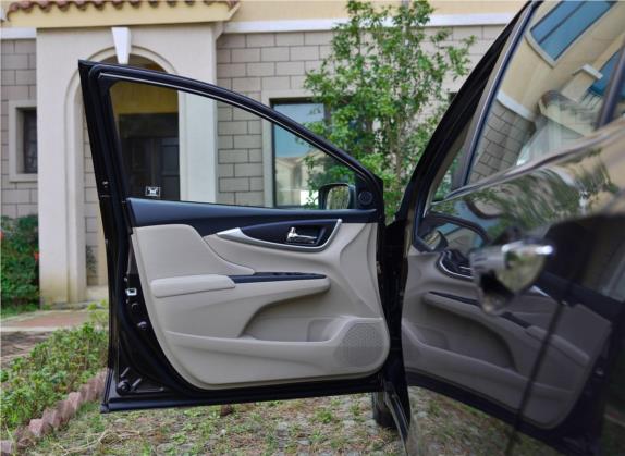 凌派 2016款 1.8L CVT旗舰版 车厢座椅   前门板