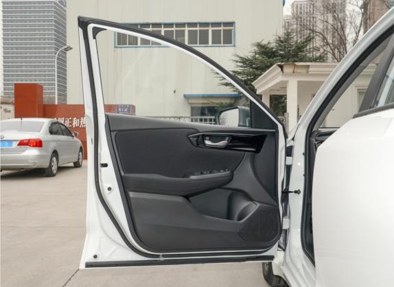 凌派 2019款 180Turbo 手动舒适版 国VI 车厢座椅   前门板