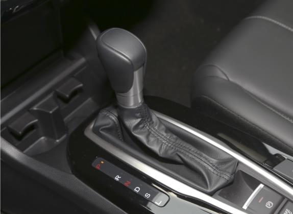 凌派 2019款 180Turbo CVT旗舰版 国VI 中控类   挡把