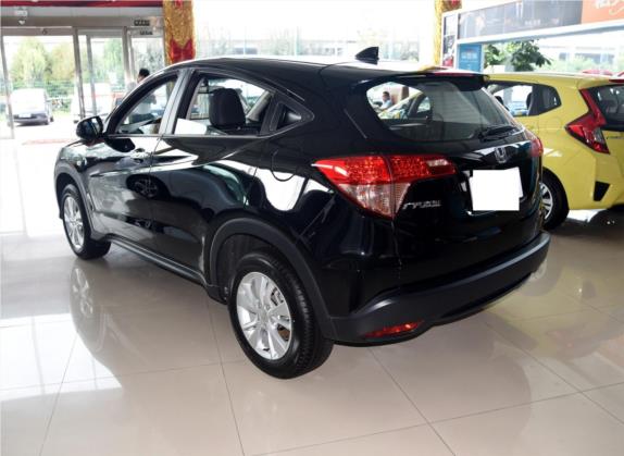 缤智 2015款 1.8L 手动两驱精英型 外观   斜后