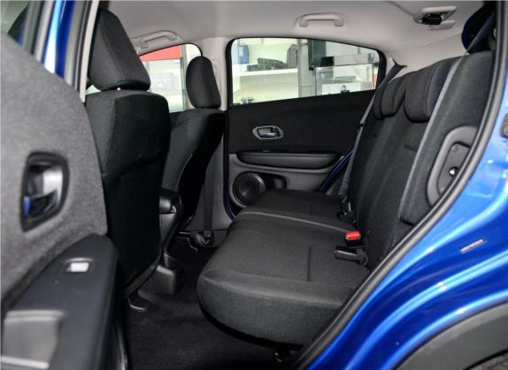 缤智 2015款 1.5L 手动两驱舒适型 车厢座椅   后排空间