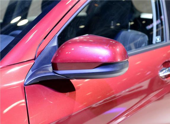 缤智 2015款 1.8L CVT两驱精英型 外观细节类   外后视镜