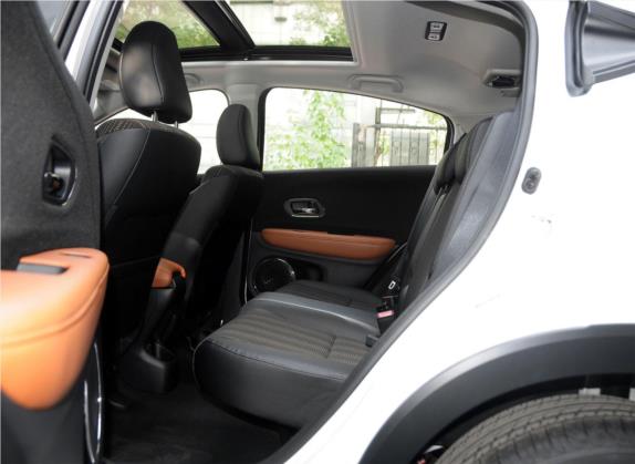 缤智 2015款 1.8L CVT两驱豪华型 车厢座椅   后排空间