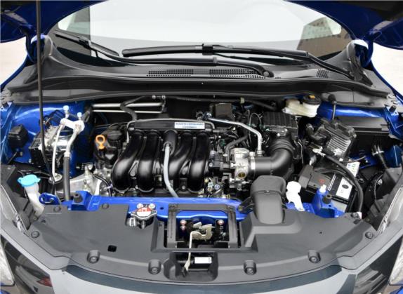 缤智 2015款 1.5L CVT两驱舒适型 其他细节类   发动机舱