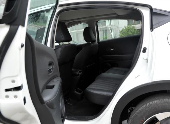 缤智 2016款 1.8L CVT两驱先锋型 车厢座椅   后排空间