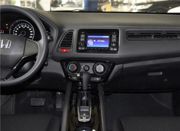 缤智 2017款 1.5L CVT两驱舒适型 中控类   中控台