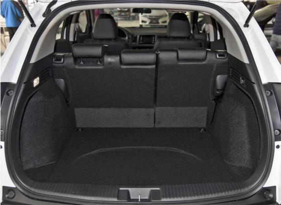 缤智 2017款 1.8L CVT两驱精英型 车厢座椅   后备厢