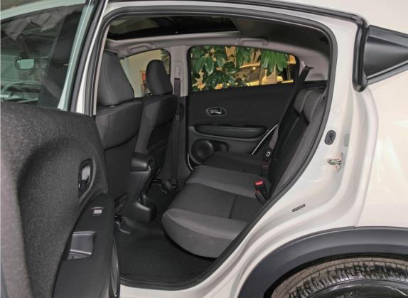 缤智 2020款 1.5L 手动舒适版 车厢座椅   后排空间
