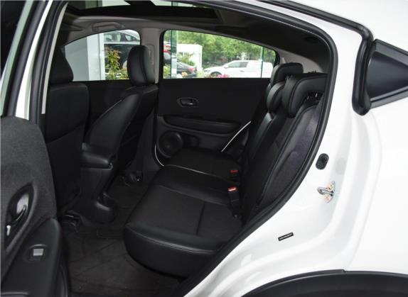 缤智 2020款 1.5L CVT先锋版 车厢座椅   后排空间