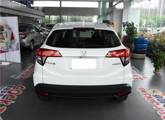 缤智 2020款 1.5L CVT先锋版 外观   正后