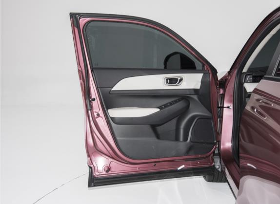 缤智 2023款 1.5L CVT豪华版 车厢座椅   前门板