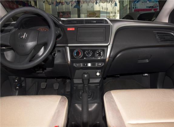 锋范 2015款 1.5L 手动舒适版 中控类   中控台