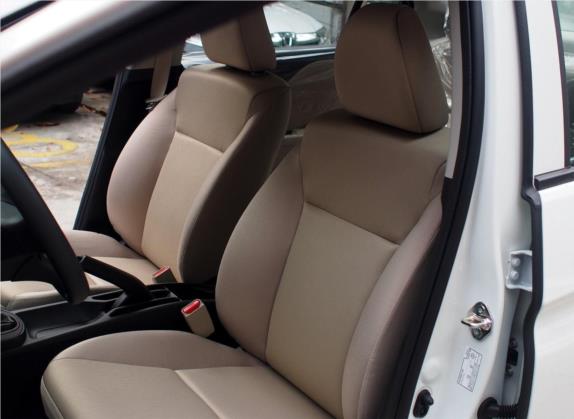 锋范 2017款 1.5L 手动舒适版 车厢座椅   前排空间