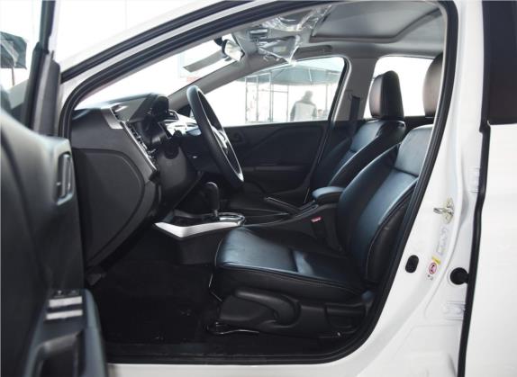 锋范 2017款 1.5L CVT豪华版 车厢座椅   前排空间