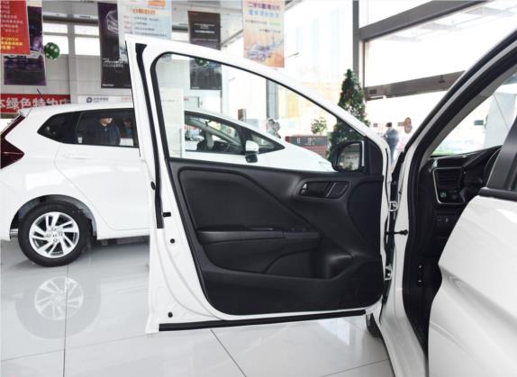锋范 2017款 1.5L CVT豪华版 车厢座椅   前门板