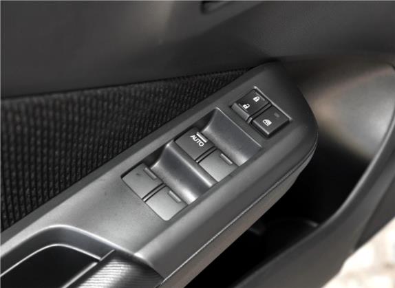 锋范 2018款 1.5L CVT型动Pro版 车厢座椅   门窗控制