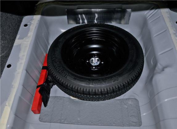 锋范 2019款 1.5L CVT型动版 其他细节类   备胎