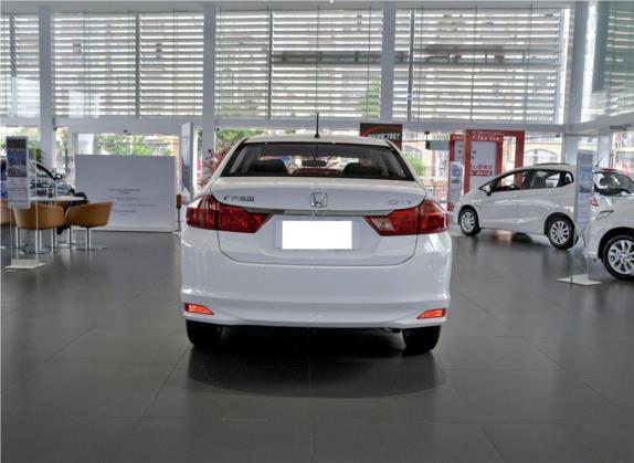 锋范 2019款 1.5L CVT型动版 外观   正后