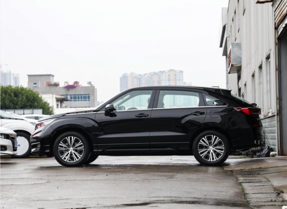 冠道 2022款 240TURBO 两驱限量纪念版 外观   正侧