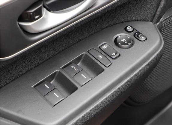皓影 2020款 240TURBO CVT两驱豪华版 车厢座椅   门窗控制