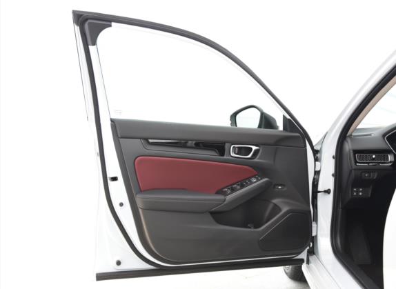 2023款 2.0L e:HEV 锐·尊享版 车厢座椅   前门板