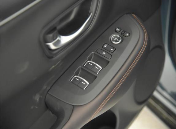 ZR-V 致在 2022款 1.5T CVT尊享版 车厢座椅   门窗控制