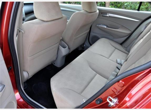 锋范经典 2008款 1.5L 自动精英版 车厢座椅   后排空间