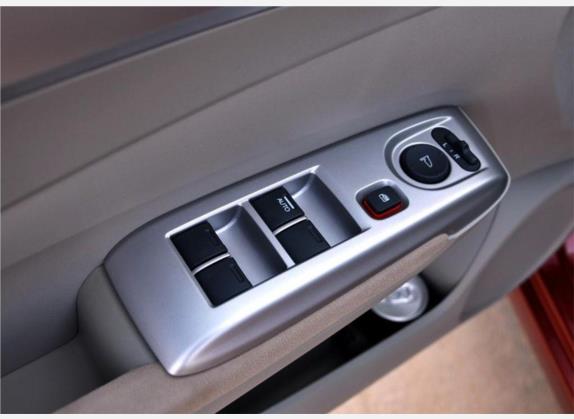 锋范经典 2008款 1.5L 自动精英版 车厢座椅   门窗控制