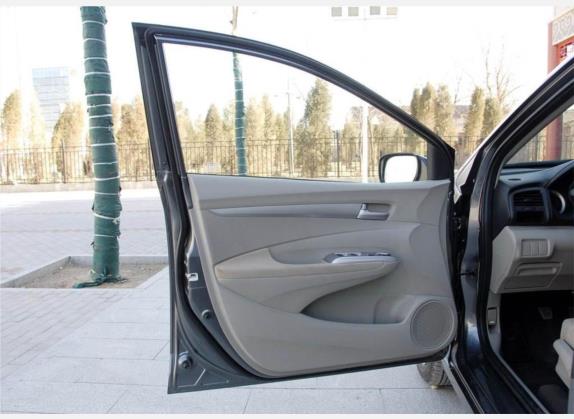 锋范经典 2008款 1.5L 手动精英版 车厢座椅   前门板