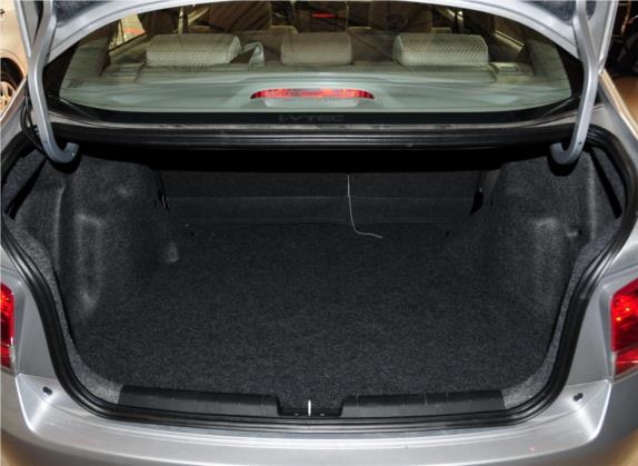 锋范经典 2011款 1.5L 自动精英品致版 车厢座椅   后备厢