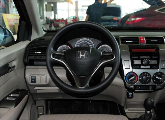 锋范经典 2012款 1.5L 手动精英版 中控类   驾驶位