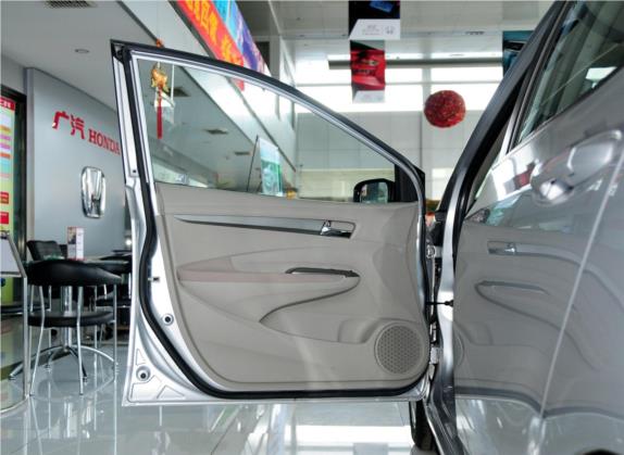 锋范经典 2012款 1.5L 自动旗舰版 车厢座椅   前门板